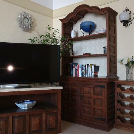 First Line Costa Del Sol Beach Suites Fuengirola Ngoại thất bức ảnh