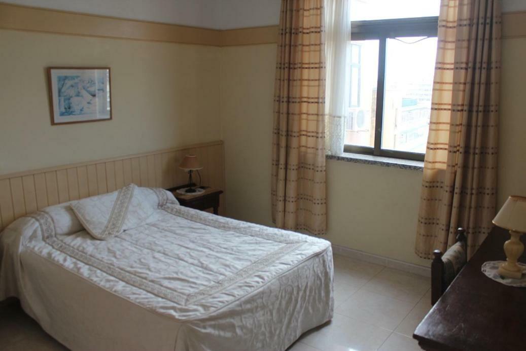 First Line Costa Del Sol Beach Suites Fuengirola Ngoại thất bức ảnh